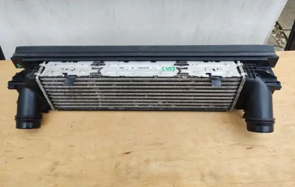 BMW 3 F30 F35 F31 Intercooler radiator 7600530 17517600530 M151693C
