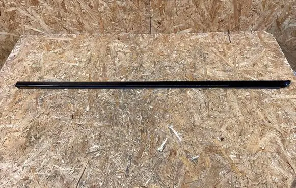Porsche Macan (95B) Front door trim (molding) 95B837475GV9 95B837477A