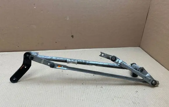 Skoda Octavia Mk2 (1Z) Front wiper linkage 1Z1955023C