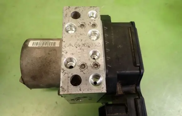 Ford S-MAX ABS Pump