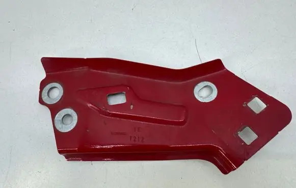 Fiat Tipo Fender mounting bracket