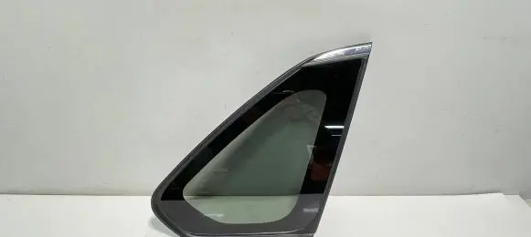 Toyota RAV 4 (XA50) Rear side window 6271042360 24489