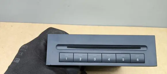 Mercedes-Benz CLK A209 C209 CD/DVD changer A2118705390