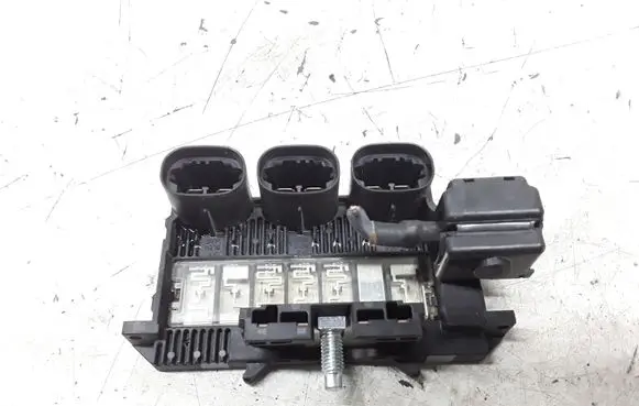 Peugeot Expert Fuse module 72276156
