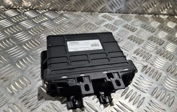 Audi A4 S4 B5 8D Gearbox control unit/module 01N927733BB