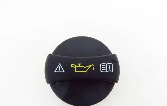 Mercedes-Benz CLS C218 X218 Oil filler cap A0000101485