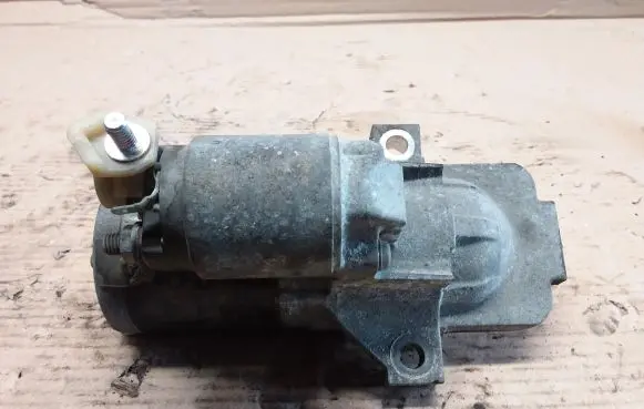 Mazda 6 Starter motor M000T36871