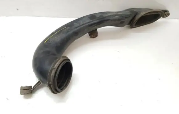 BMW 5 E39 Air intake hose/pipe 1437630