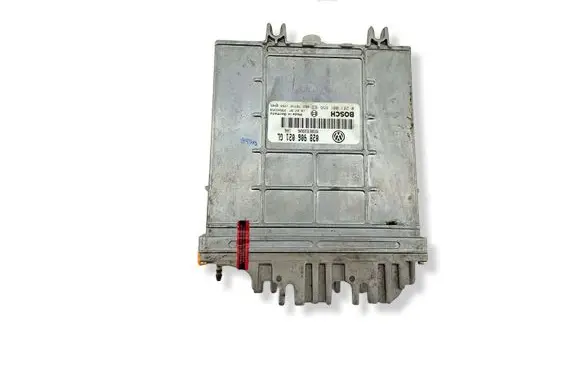 Volkswagen PASSAT B5 Engine control unit/module 028906021GL 0281001656 28SA3359