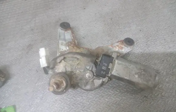 Hyundai Getz Rear window wiper motor 987001C000