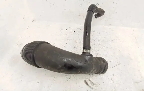 Fiat Ducato Turbo air intake inlet pipe/hose 1384952080