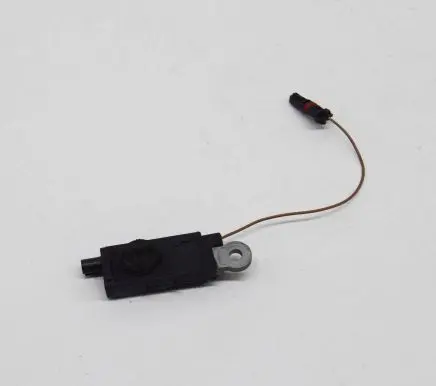 Jaguar E-Pace Aerial antenna amplifier GJ3218K944AB 28407565