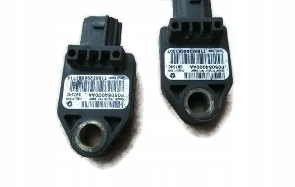 Jeep Cherokee III KJ Airbag deployment crash/impact sensor