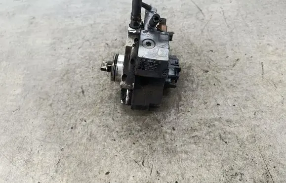 Toyota Yaris Fuel injection high pressure pump 221000N011