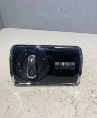 Skoda Superb B6 (3T) Light switch 3T0941431B 04064605