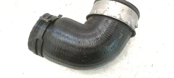 Volkswagen PASSAT B5.5 Intercooler hose/pipe 3B0145834P