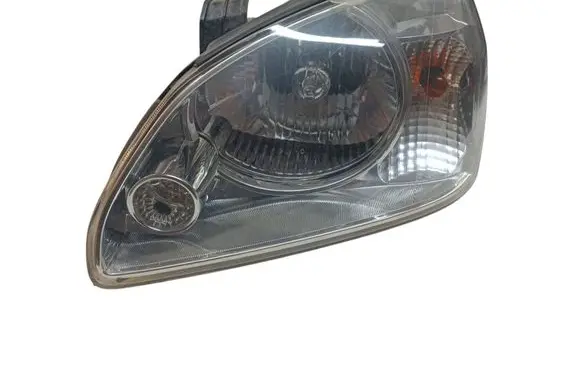 KIA Carens I Headlight/headlamp