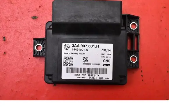 Volkswagen PASSAT CC Engine control unit/module ECU 3AA907801H