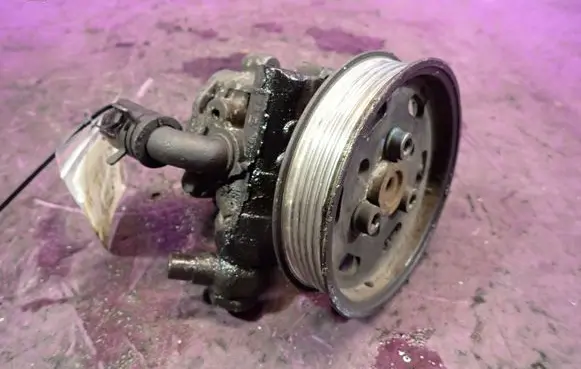 Skoda Octavia Mk1 (1U) Power steering pump