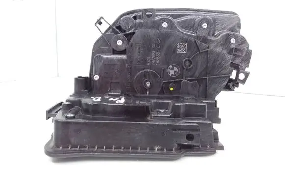 BMW 5 G30 G31 Front door lock 7477688 51217477688
