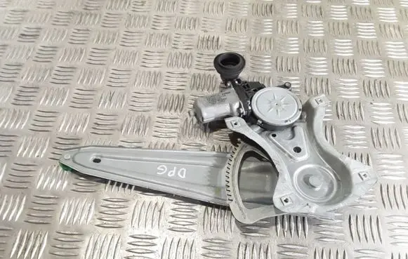 Toyota Auris 150 Rear door window regulator with motor 857200D120 973581100 AV2621002340