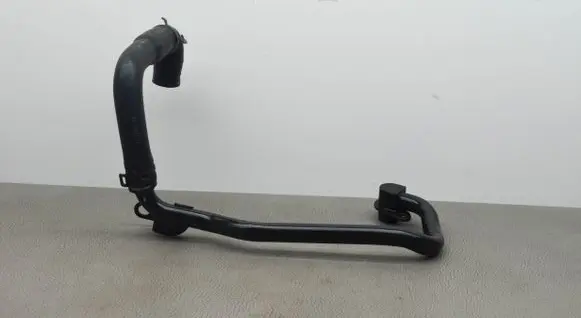 Audi A4 S4 B9 Engine coolant pipe/hose 04L121065R