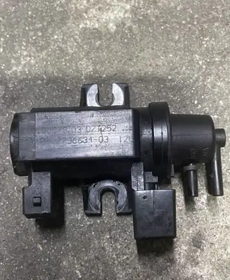 BMW 5 E60 E61 Turbo solenoid valve 7796634