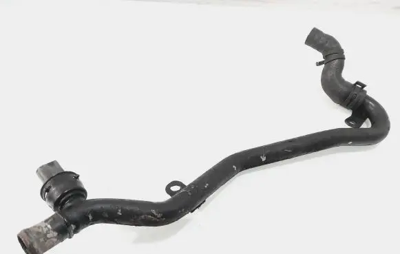 Volkswagen PASSAT B7 Engine coolant pipe/hose 5N0121065