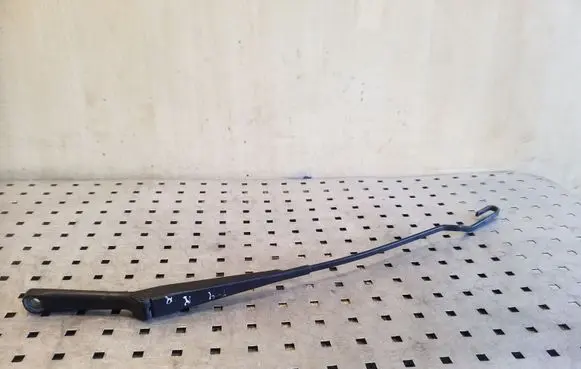 Volkswagen Transporter - Caravelle T4 Front wiper blade arm 701955410A