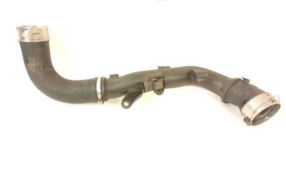 Volvo XC90 Intercooler hose/pipe 31370128