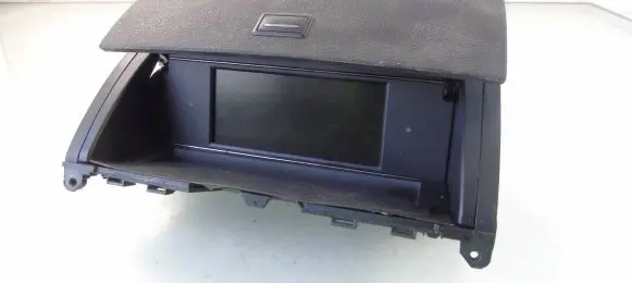 Mercedes-Benz C AMG W204 Screen/display/small screen A2048205497