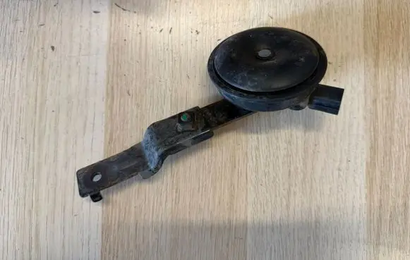 Hyundai i30 Horn signal 96630F2000