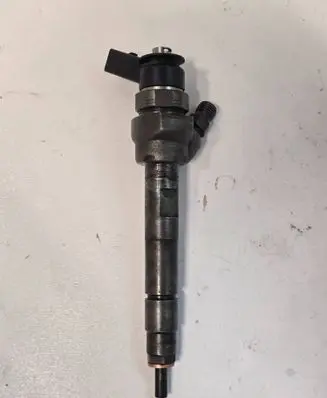 Fuel injector