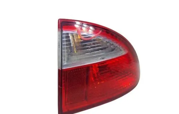 Seat Leon (1M) Rear/tail lights 154041KAS 154041