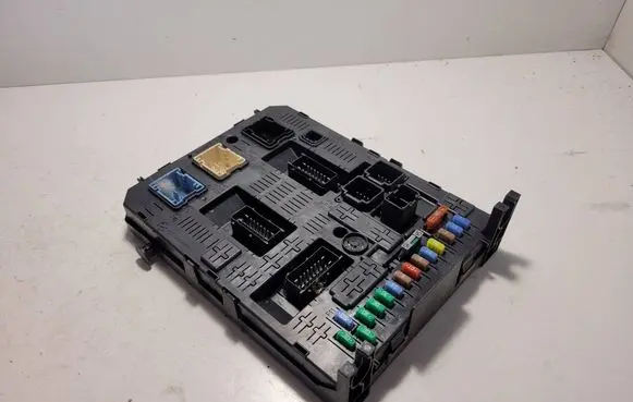 Peugeot 308 Comfort/convenience module