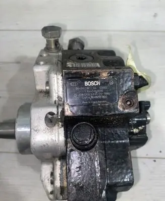Fuel injection high pressure pump