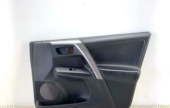 Toyota RAV 4 (XA40) Front door card panel trim 