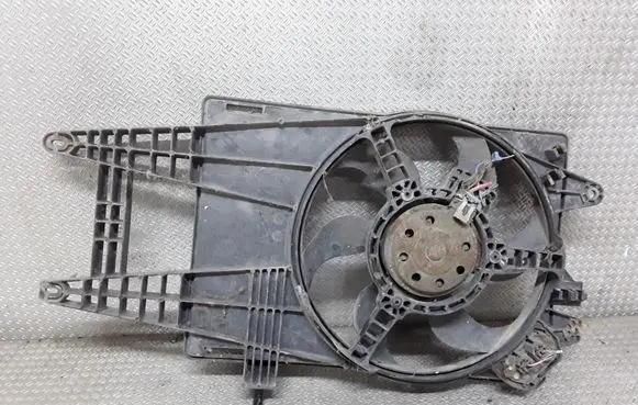 Fiat Punto (176) Electric radiator cooling fan 823700500