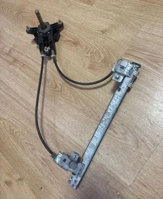Rover 214 - 216 - 220 Rear door manual window regulator 