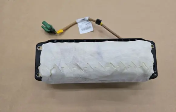 Alfa Romeo Giulietta Passenger airbag 00505095810