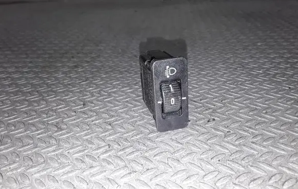 BMW 5 E39 Headlight level height control switch 61318360460