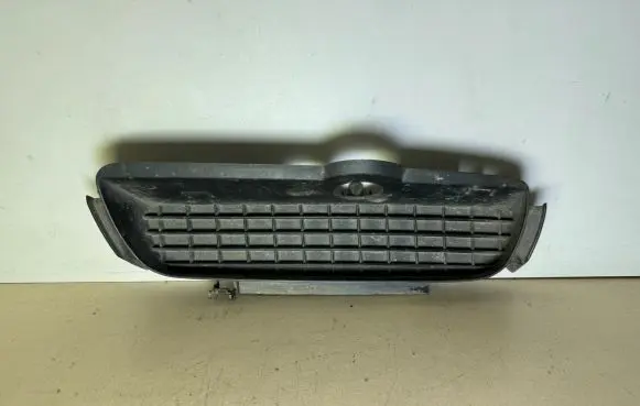 Volkswagen Golf III Front bumper lower grill 1H5853665