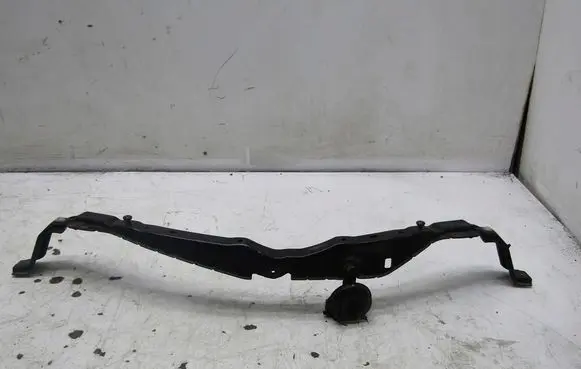 Toyota RAV 4 (XA40) Radiator support slam panel 1111