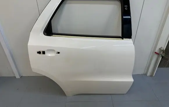 Dodge Durango III Rear door