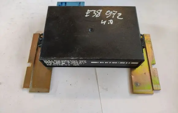 BMW 7 E38 Cruise control unit/module 65718352613 412230101