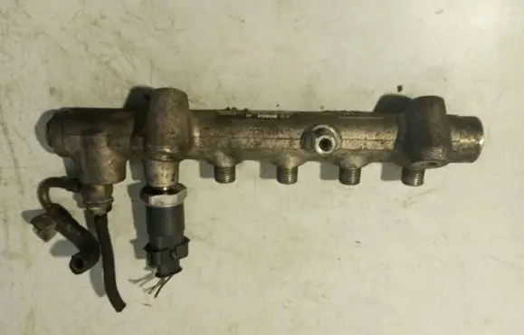 Opel Astra H Fuel main line pipe 0445214049 040354L1
