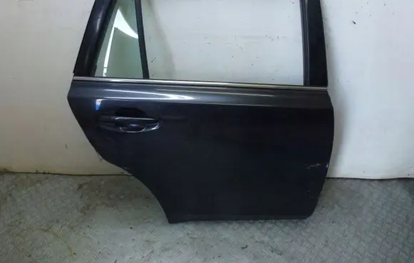 Mini Cooper Countryman F60 Rear door
