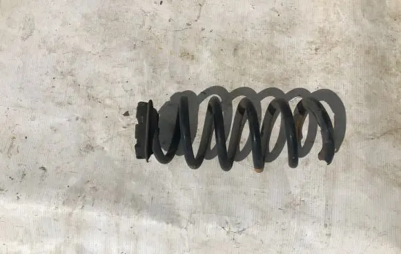 Renault Captur Rear coil spring