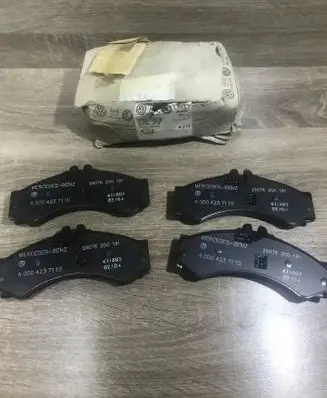 Volkswagen II LT Brake pads (front) a0004237110