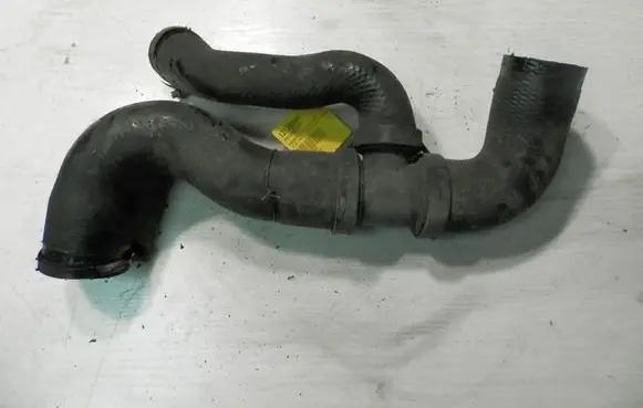 Peugeot 607 Air intake hose/pipe